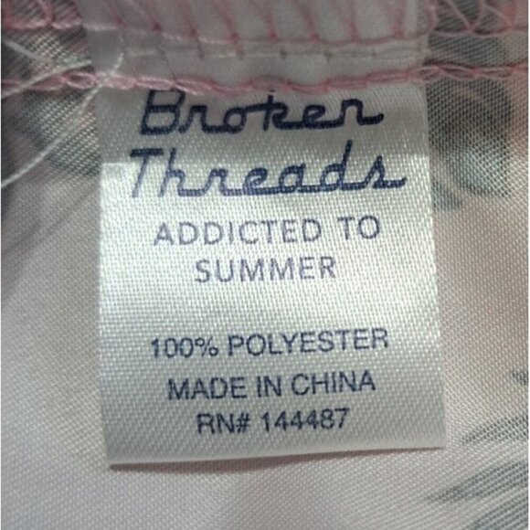 Broken Threads Addicted To Summer XL Multicolor Flamingo Print Aloha Shirt - Picture 7 of 8